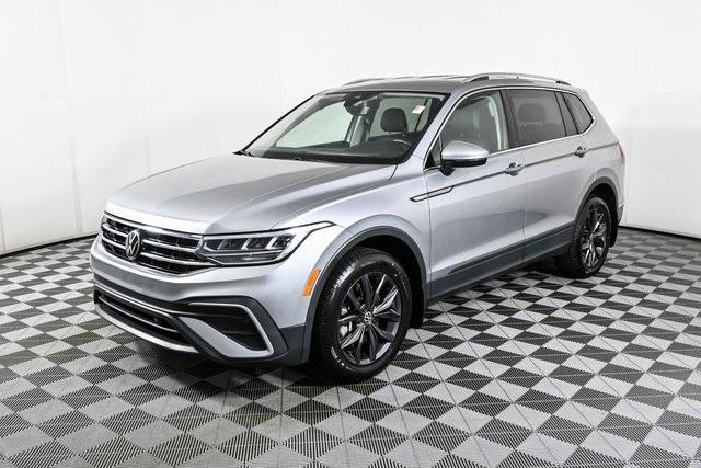 Photo of 2023 Pyrite Silver Metallic Volkswagen Tiguan