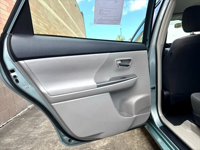 Photo of 2015 Light Green Toyota Prius v
