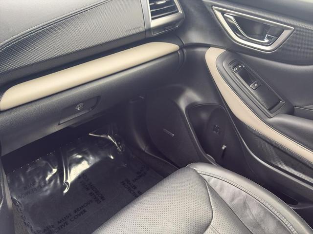 Photo of 2024 Magnetite Gray Metallic Subaru Forester