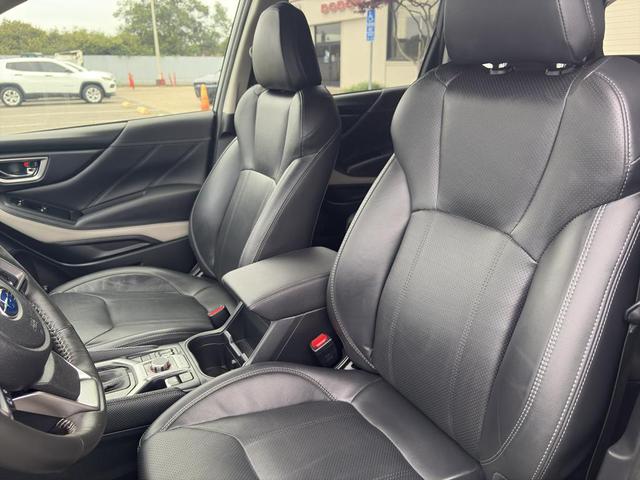 Photo of 2024 Magnetite Gray Metallic Subaru Forester