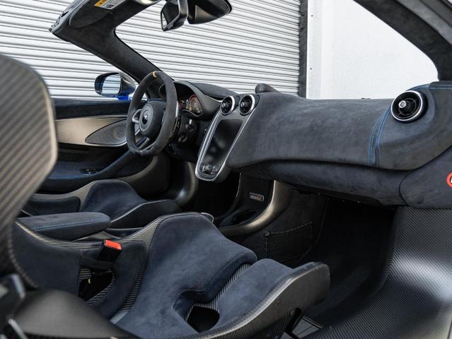 Photo of 2020 Vega Blue McLaren 600LT