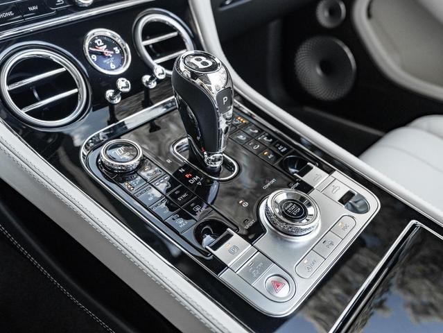 Photo of 2022 Glacier White Bentley Continental GT