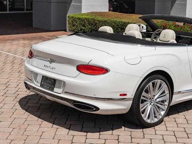 Photo of 2022 Glacier White Bentley Continental GT