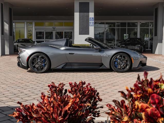 Photo of 2023 Grigio Maserati MC20