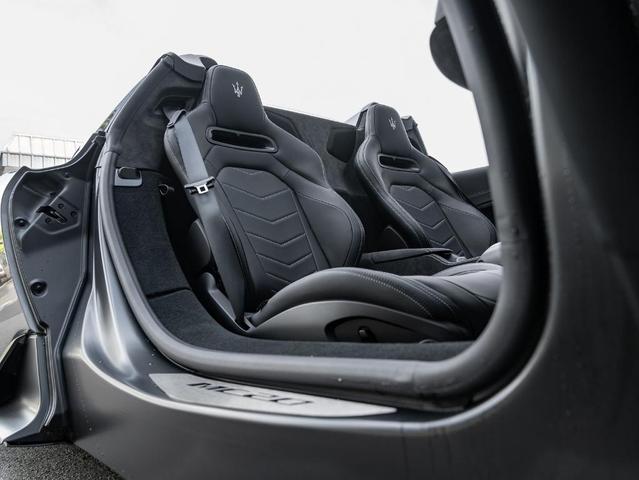 Photo of 2023 Grigio Maserati MC20