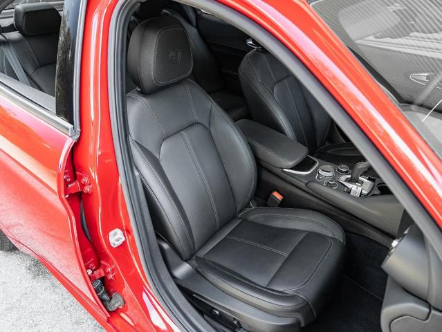 Photo of 2023 Red Alfa Romeo Giulia