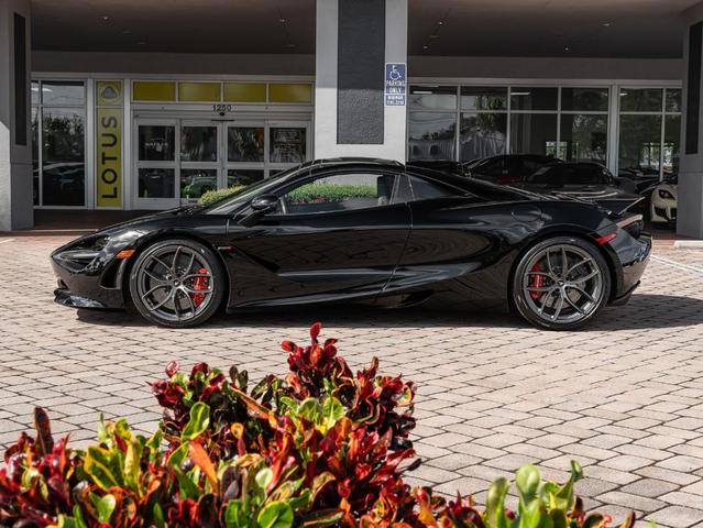 Photo of 2020 Onyx Black McLaren 720S