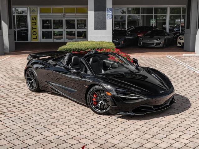 Photo of 2020 Onyx Black McLaren 720S