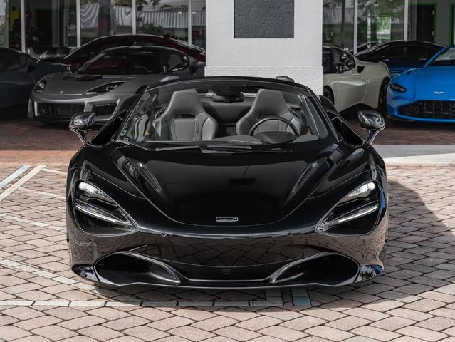 Photo of 2020 Onyx Black McLaren 720S