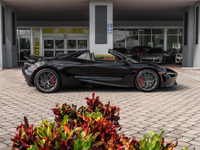 Photo of 2020 Onyx Black McLaren 720S