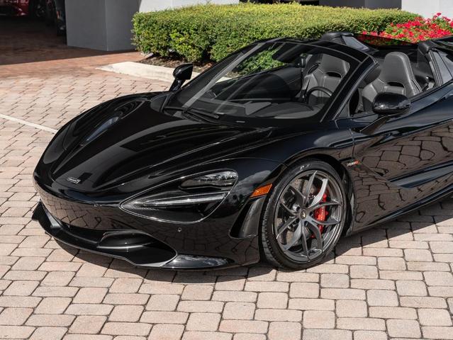 Photo of 2020 Onyx Black McLaren 720S