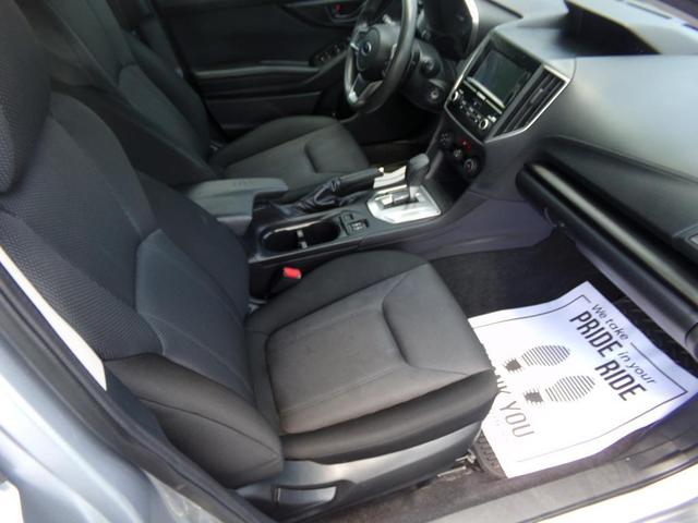 Photo of 2017 Ice Silver Metallic Subaru Impreza