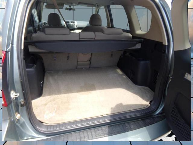 Photo of 2006 Blue Toyota RAV4