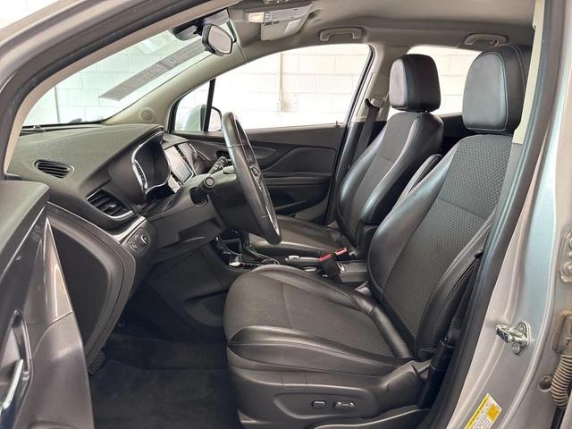 Photo of 2018 Quicksilver Metallic Buick Encore