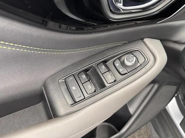 Photo of 2023 Ice Silver Metallic Subaru Outback