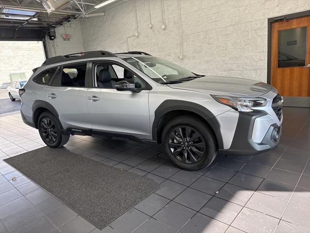 Photo of 2023 Ice Silver Metallic Subaru Outback
