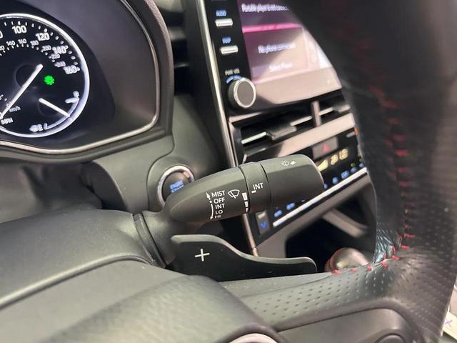 Photo of 2021 Midnight Black Metallic Toyota Avalon