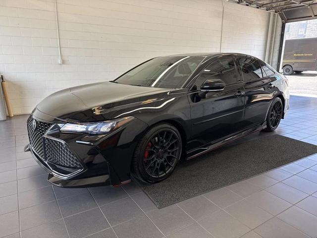 Photo of 2021 Midnight Black Metallic Toyota Avalon