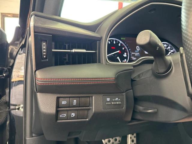 Photo of 2021 Midnight Black Metallic Toyota Avalon