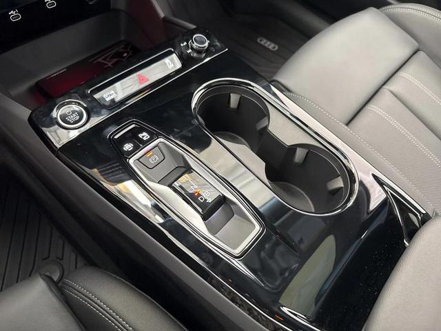 Photo of 2025 Grey Audi A6 e-tron