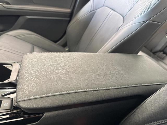 Photo of 2025 Heavy Metal/Midnight Black Metallic Toyota Camry