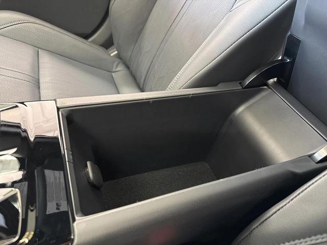 Photo of 2025 Heavy Metal/Midnight Black Metallic Toyota Camry