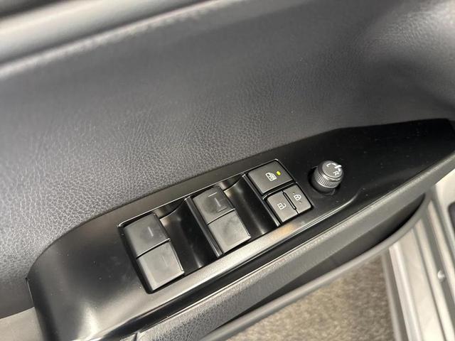 Photo of 2025 Heavy Metal/Midnight Black Metallic Toyota Camry