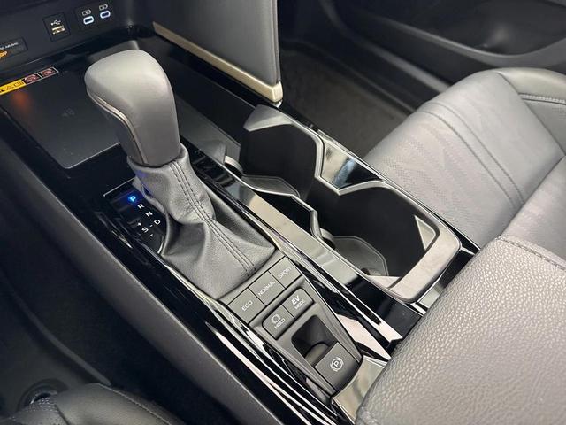 Photo of 2025 Heavy Metal/Midnight Black Metallic Toyota Camry