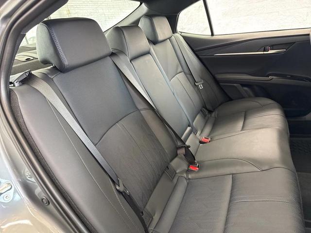Photo of 2025 Heavy Metal/Midnight Black Metallic Toyota Camry