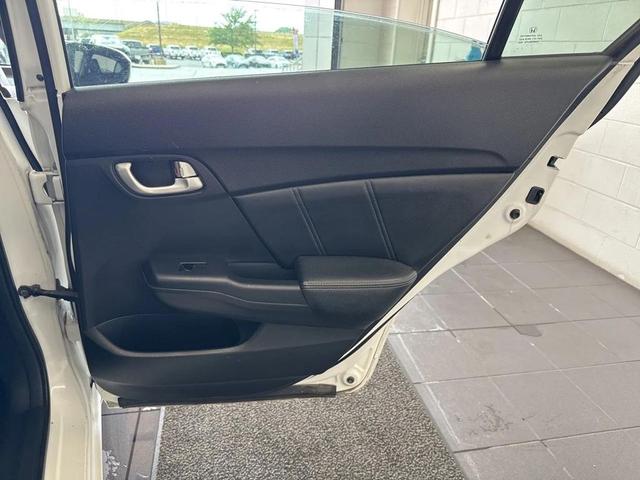 Photo of 2014 Taffeta White Honda Civic