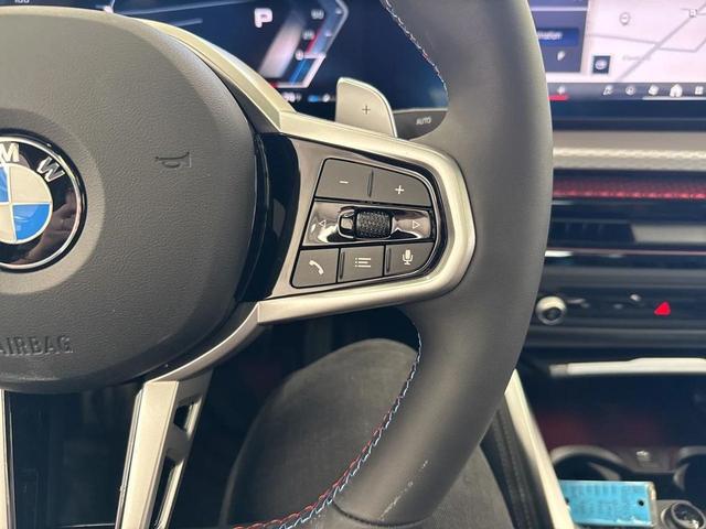 Photo of 2025 Vegas Red Metal BMW M440