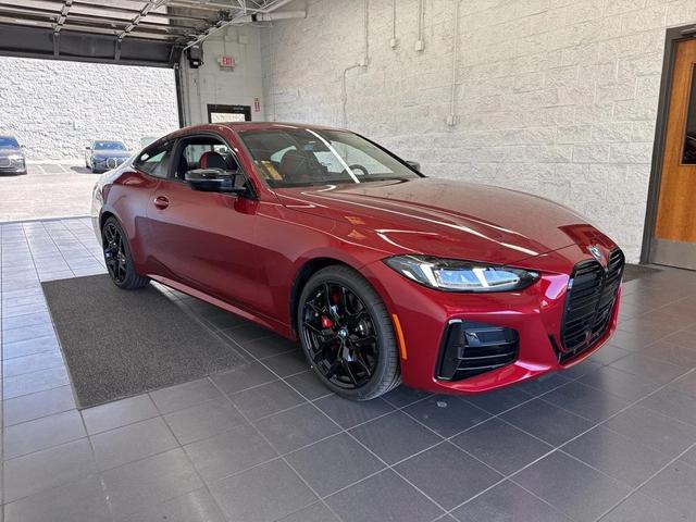 Photo of 2025 Vegas Red Metal BMW M440