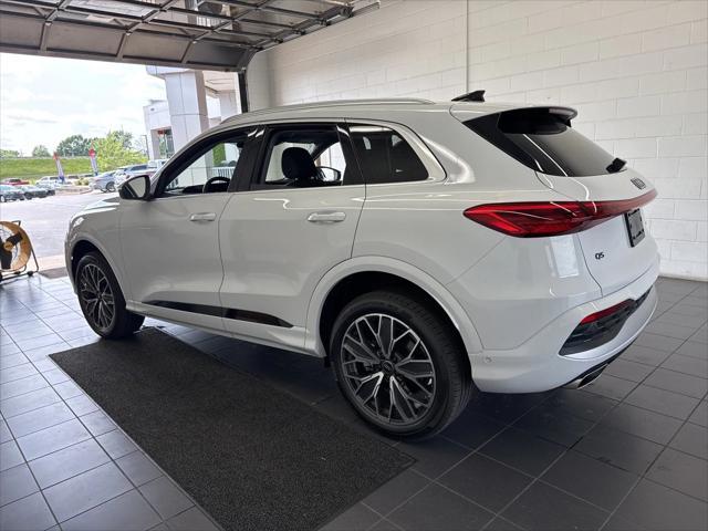 Photo of 2025 Glacier White Audi Q5