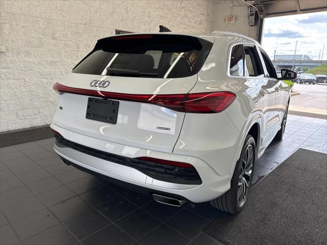 Photo of 2025 Glacier White Audi Q5
