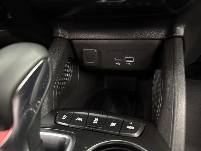 Photo of 2024 Summit White Chevrolet Trailblazer