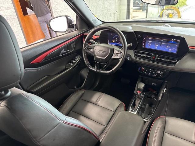 Photo of 2024 Summit White Chevrolet Trailblazer