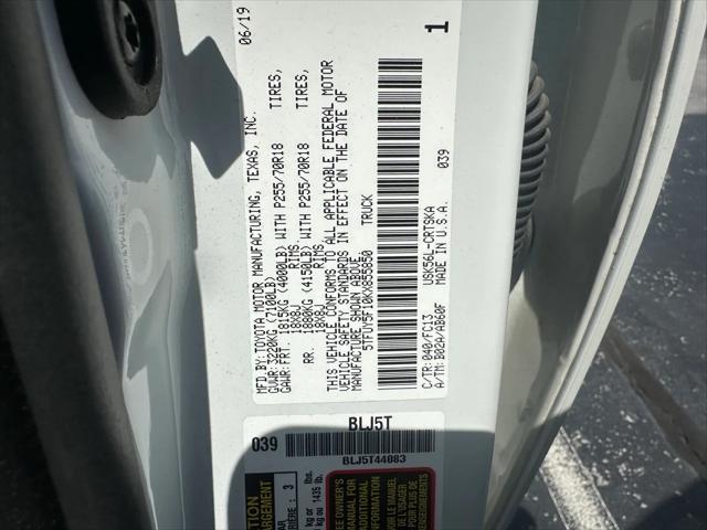 Photo of 2019 Super White Toyota Tundra