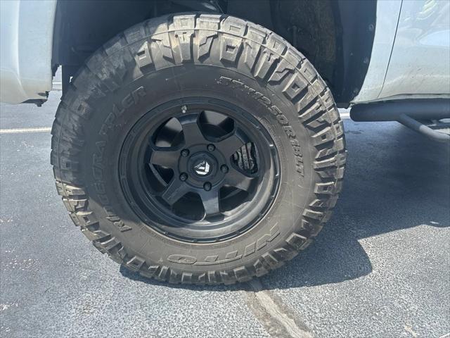 Photo of 2019 Super White Toyota Tundra
