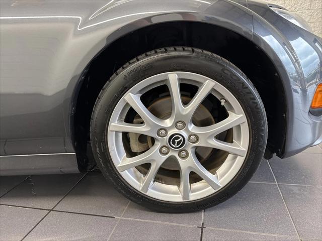 Photo of 2015 Meteor Gray Mazda MX-5 Miata