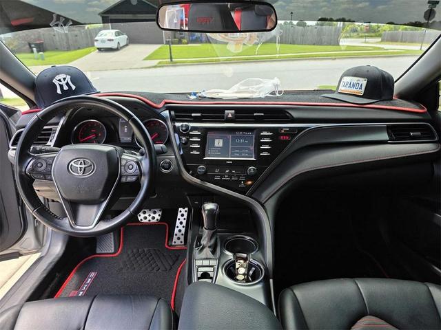 Photo of 2020 Midnight Black Metallic Toyota Camry