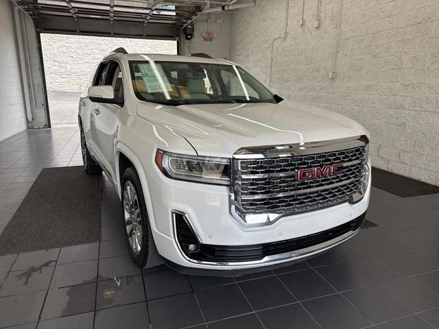 Photo of 2023 White Frost Tricoat GMC Acadia