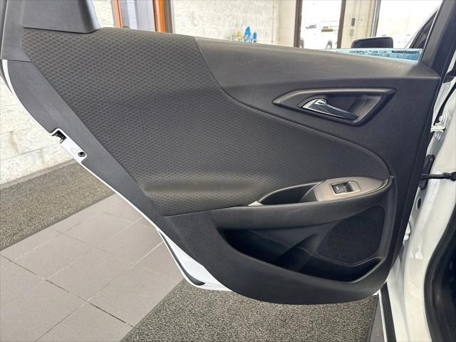 Photo of 2024 Summit White Chevrolet Malibu