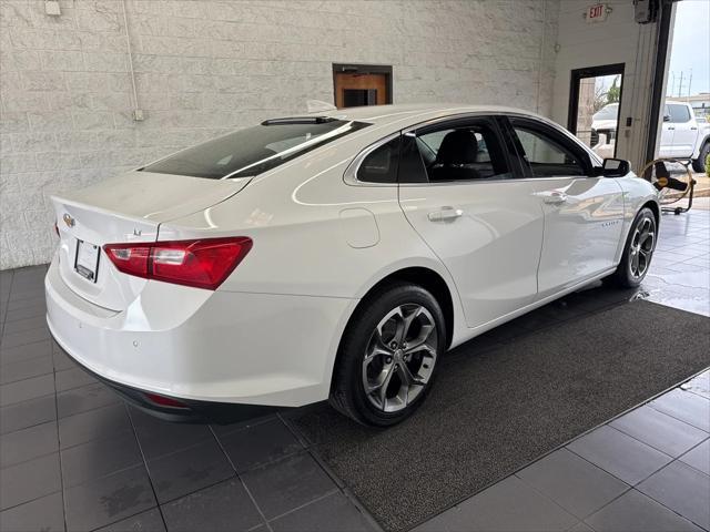 Photo of 2024 Summit White Chevrolet Malibu