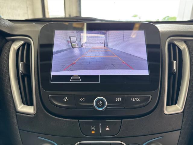 Photo of 2024 Summit White Chevrolet Malibu