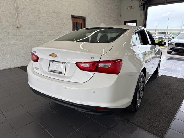 Photo of 2024 Summit White Chevrolet Malibu