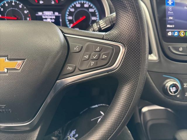 Photo of 2024 Summit White Chevrolet Malibu