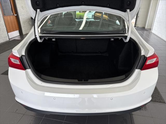 Photo of 2024 Summit White Chevrolet Malibu