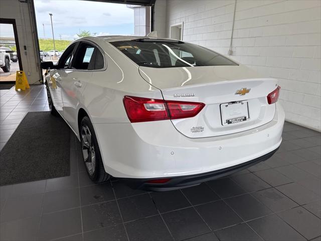Photo of 2024 Summit White Chevrolet Malibu