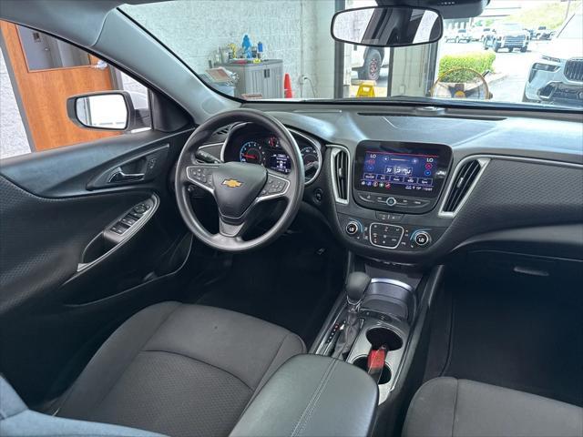 Photo of 2024 Summit White Chevrolet Malibu