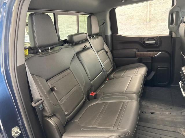 Photo of 2022 Pacific Blue Metallic GMC Sierra 1500